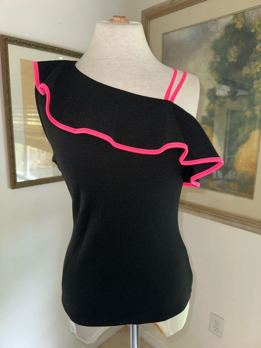 VENUS Black One-Shoulder Ruffle Top with Hot Pink Trim Size Small